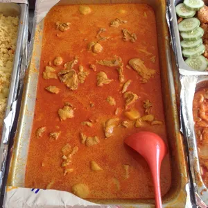 Curry Chicken • 咖哩鸡(Chef's Recommended)