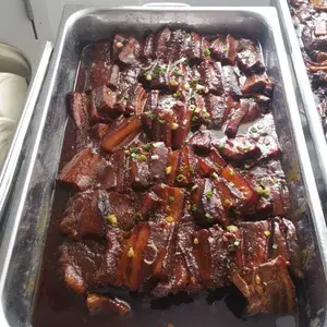 扣肉包 Chinese Bun w/ Stewed Pork