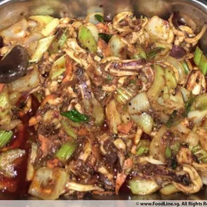 Sotong Glazed with Black Pepper 黑椒苏东