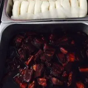 扣肉馒头 Braise Pork w/ Bun