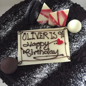 1x Oreo Cheescake @$55 (Weight: 1 kg) (Qty of Big Candles: 0) (Qty of Small Candles: 0)