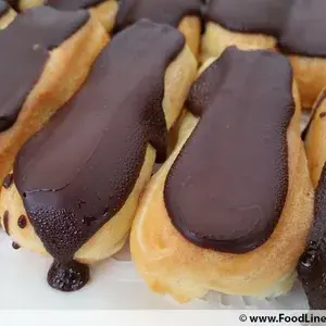 Chocolate Éclair