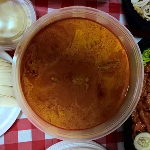 Curry Chicken •咖哩鸡肉 (Chef's Recommendation)
