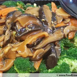 三菇西兰花 Broccoli w/ Assorted Mushroom