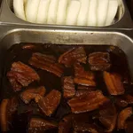 Braised Pork w/ Bun • 扣肉包(Chef's Recommended)
