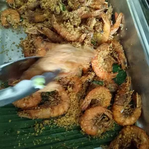 Cereal Butter Prawns 麦片虾