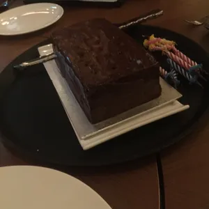 1x Organic Chocolate Fudge Cake @$48 (Size and Shape: 7 inches, Rectangular)