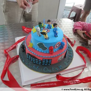 1x Avengers Assemble @$175 (Top Layer : Strawberry) (Bottom Layer : Blackforest) (Big Candles : 1) (Small Candles : 8)