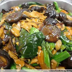 香菇芥兰 Kailan w/Mushrooms