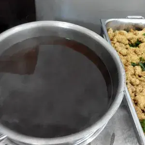 百合红豆汤 Red Bean Soup w/ Lily Bulb