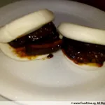 扣肉馒头 Braise Pork w/ Bun