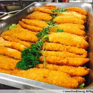 Breaded Fish Fillet w Tartar Dip