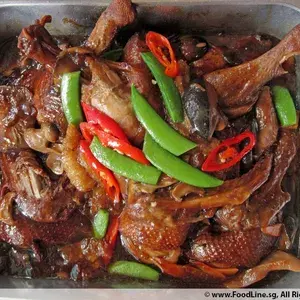 7a. 春纳百福 鱼膘香菇焖鸭 Braised Duck w/Fish Maw & Mushroom
