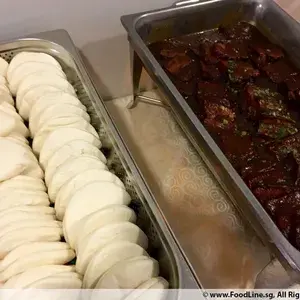 扣肉包 Chinese Bun w/ Stewed Pork