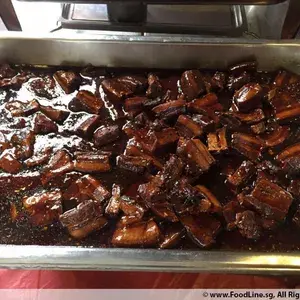 扣肉馒头 Braise Pork w/ Bun