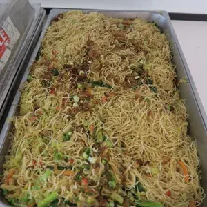 什锦炒米粉 Assorted Fried Bee Hoon