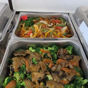 三菇西兰花 Broccoli w/ Assorted Mushroom