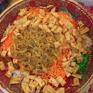 Prosperity Fai Cai Smoke Salmon Yu Sheng