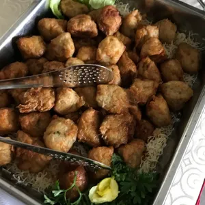 8b. 金银财宝 炸虾枣 Fried Shrimp Sausage Roll