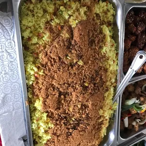 1a. 盆满钵满 泰式虾仁黄梨炒饭 Thai Style Pineapple Rice w/Shrimp