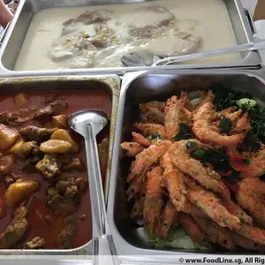 2a. 笑声满堂 酥炸牛油虾 Crispy Butter Prawn