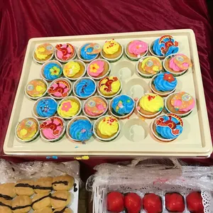 Happy Cupcakes