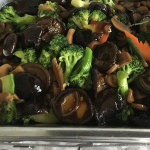香菇兰花 Broccoli w/ mushroom