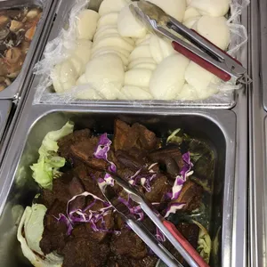 Yeh’s Homemade Bun with Stewed Meat *BEST SELLER! 夜来香扣肉包