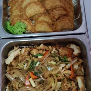 Fish w/ Spring Onion & Ginger • 姜葱鱼片