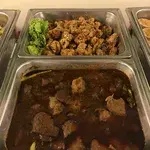 Chicken in Walnut Sauce*