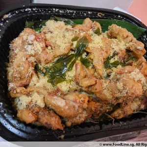 Deep Fried Soft Shell Crab with Chicken Floss 鸡肉松软壳蟹
