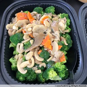 Broccoli with Mixed Mushroom