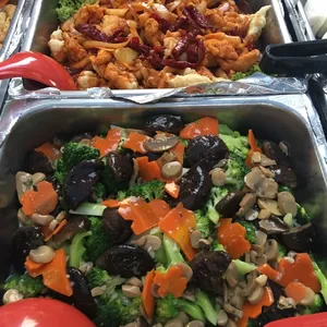 Broccoli w/ Mushroom • 双菇兰花(Chef's Recommended)