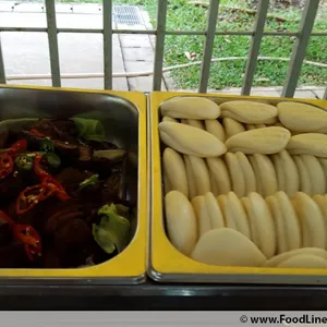 Yeh’s Homemade Bun with Stewed Meat *BEST SELLER! 夜来香扣肉包