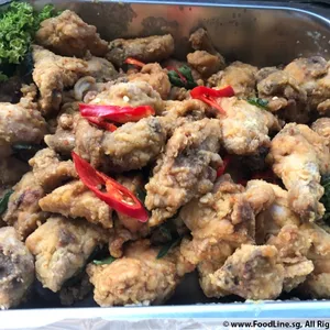 Salted Egg Chicken • 咸蛋鸡(Chef's Recommended)