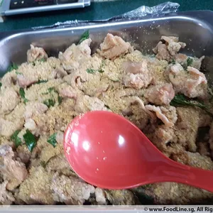 麦片鸡丁 Chicken w/ Cereal