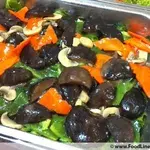Kailan w/ Mushroom • 双菇芥兰