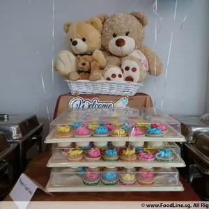 Happy Cupcakes