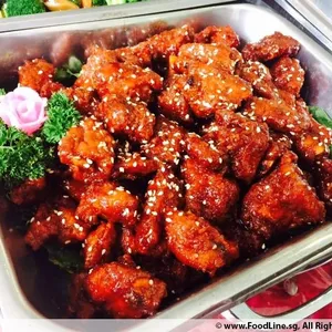 蜜汁排骨 Pork Ribs w/ Honey Sauce