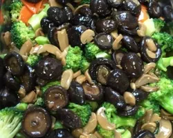 香菇兰花 Broccoli w/ mushroom | Customer Photo | YLS Catering