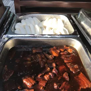 Braised Pork w/ Bun • 扣肉包(Chef's Recommended)
