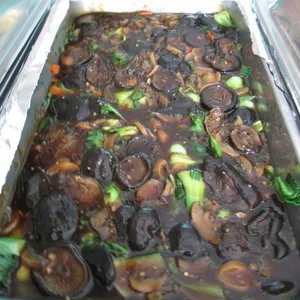 香菇小白 Siow Peh w/ Mushroom