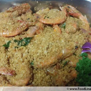 Stir-Fried Butter Cereal Prawns with Curry Leaves & Red-Eye Chilli