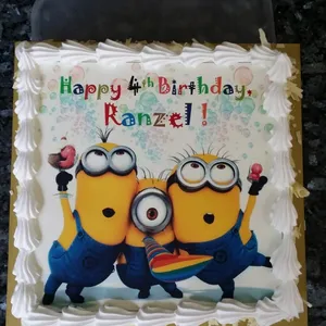 1x MINIONS BIRTHDAY @$58.9 (Size : 9 Inch (12-18 pax)) (Flavours : Strawberry) (Eggless : No) (Big Candles : 4) (Small Candles : 4)