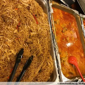Fried Bee Hoon • 干炒米粉