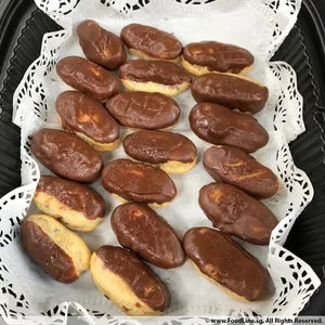 Mini Chocolate Eclair
