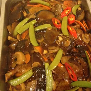 香菇烩扒鸭 Braised Duck w/ Mushroom