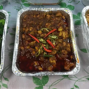 Chicken in Spicy & Tangy Tomato Gravy (Ayam Masak Merah)