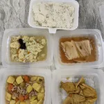 Lunch Tingkat (20 Day, 3 Dishes + Soup OR 4 Dishes)