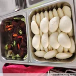 Yeh’s homemade bun with stewed meat 夜招牌扣肉包